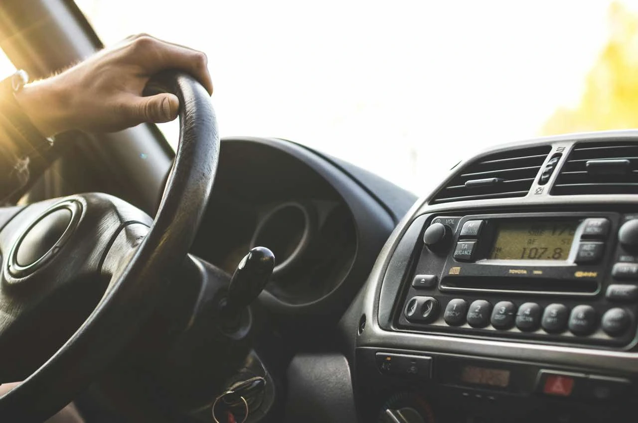 pexels-blitzboy-1073031